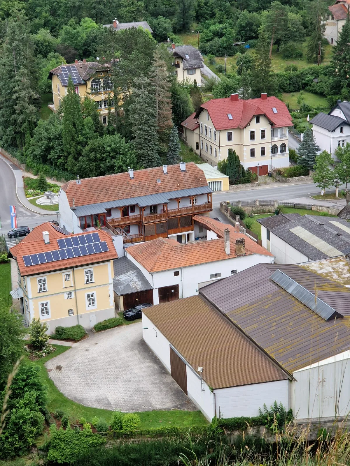 Unser Haus von der Burg